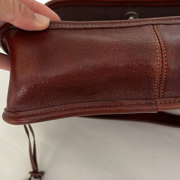 Vintage Brighton Brown Croc Embossed leather leaf Metal Details Crossbody Purse - Picture 12 of 13